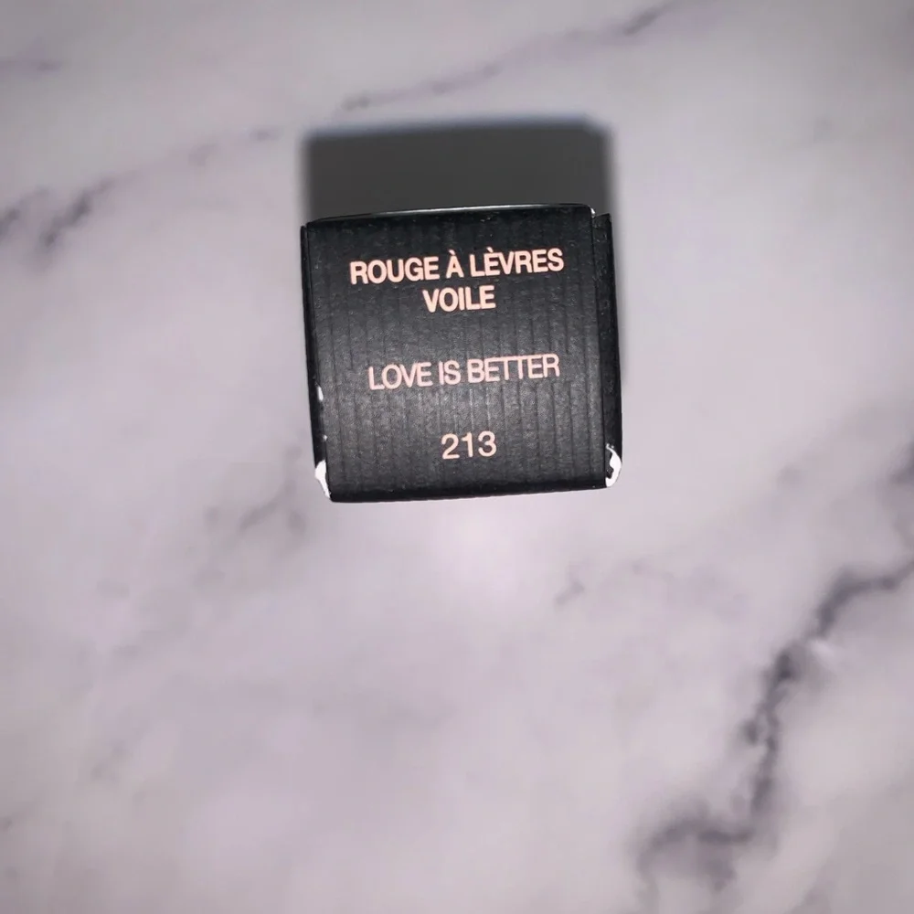 GUCCI Rouge A Levres Voile Lipstick 213 Love Is Better- NWT